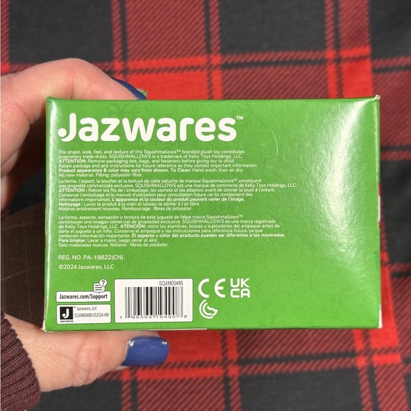 Squishmallow Christmas Ornament Gingerbread man “Cash” BRAND NEW in box - Picture 8 of 8